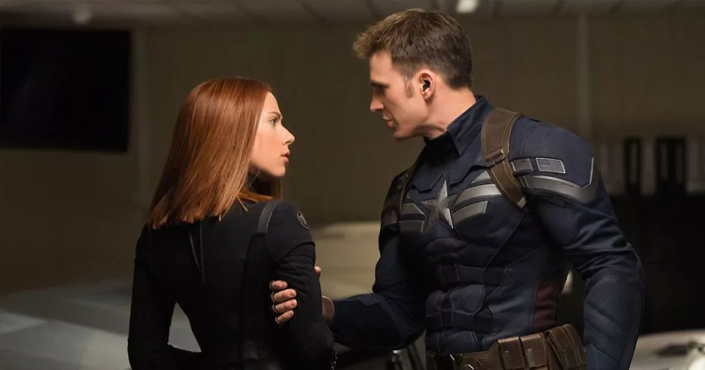 Chris Evans Captai America and Black Widow Scarlett Johansson