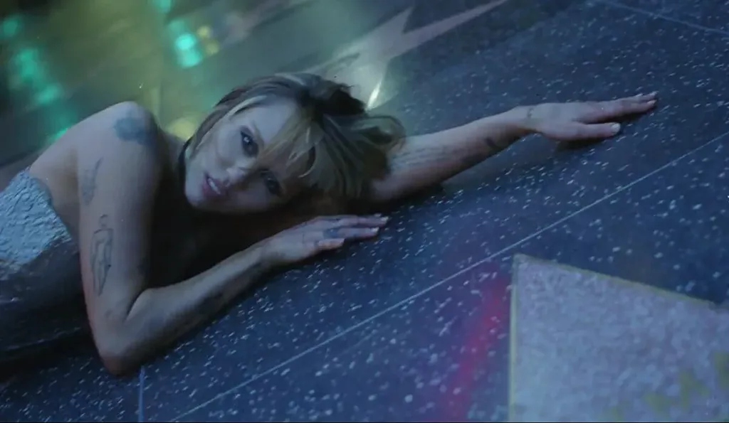Miley Cyrus: Something Beautiful