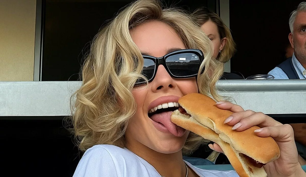 Sydney Sweeney at Dodgers Stadium World Series Game 4