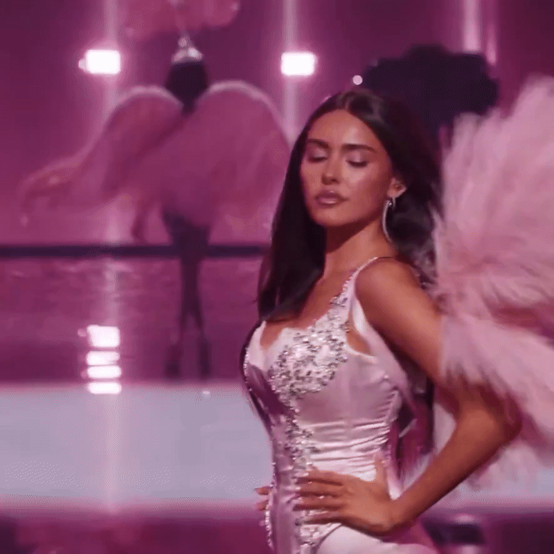 Madison Beer at the Victoria's Secret Fashion Show 2025