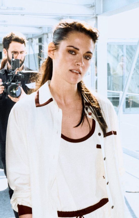 Kristen Stewart - CHANEL / Getty Images