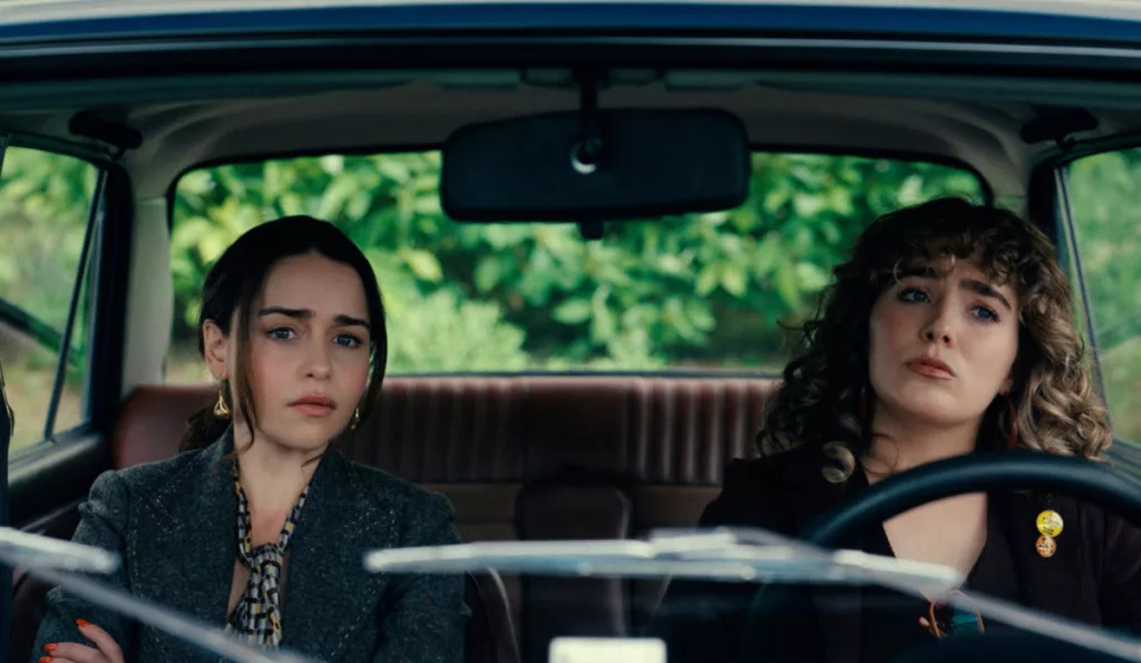 Ponies review - PEACOCK