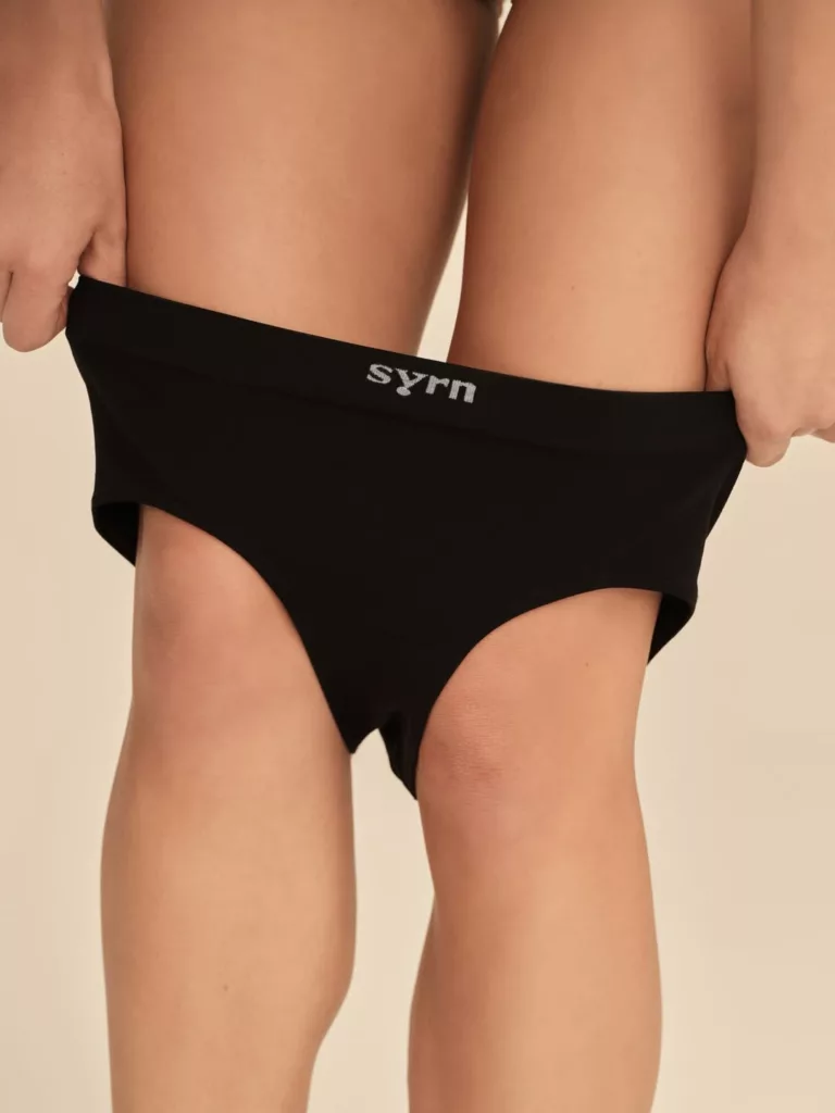 Sydney Sweeney Is Doubling Down on Comfort (And Looking Hot Doing It) - SYRN
