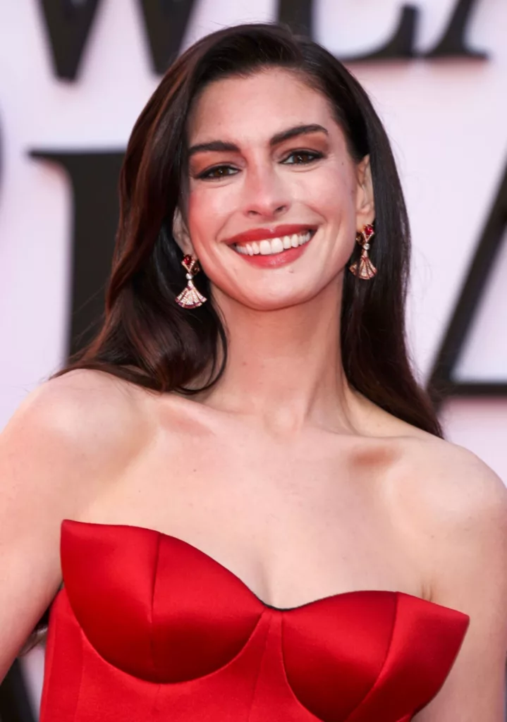 Anne Hathaway Commands 'Devil Wears Prada 2' Premiere in Red - Getty Images
